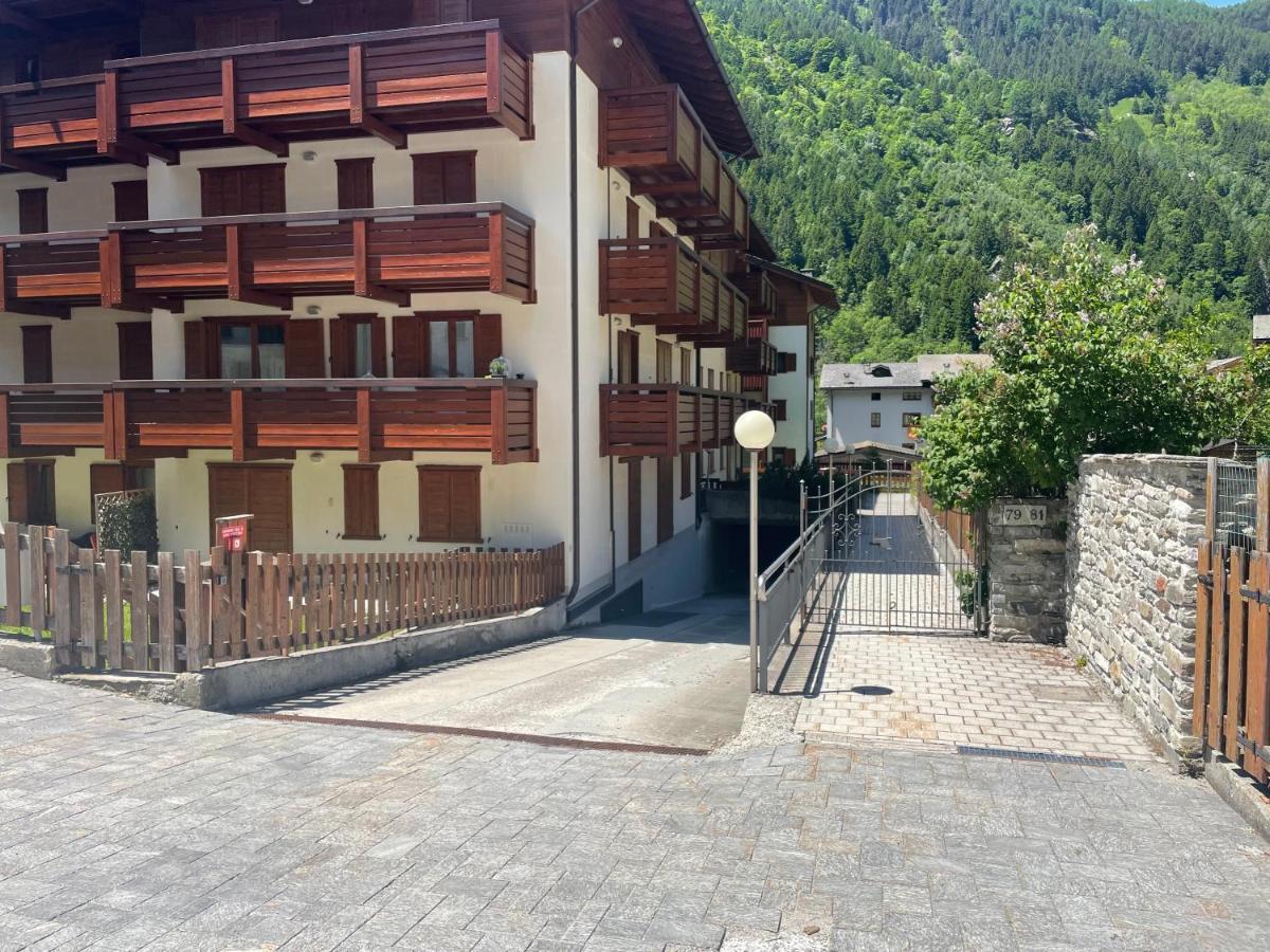 Il Cervo Mountain Apartment Campodolcino Exteriör bild